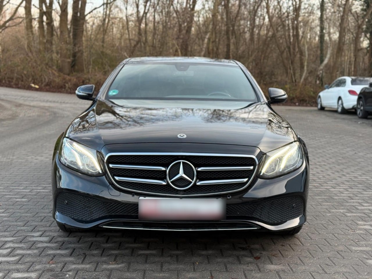 Mercedes-Benz E 200