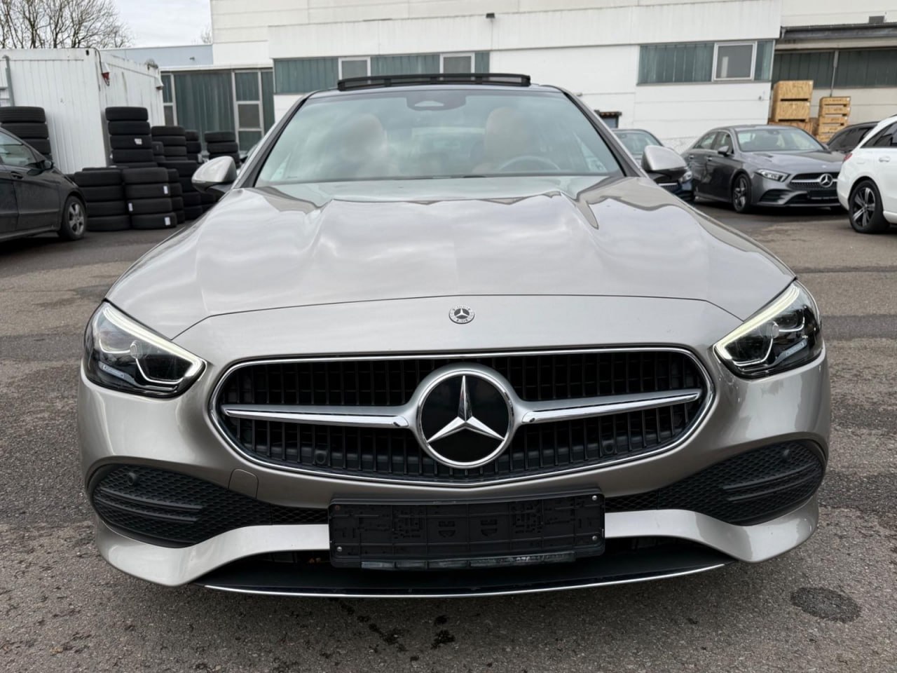 MERCEDES-BENZ C 220