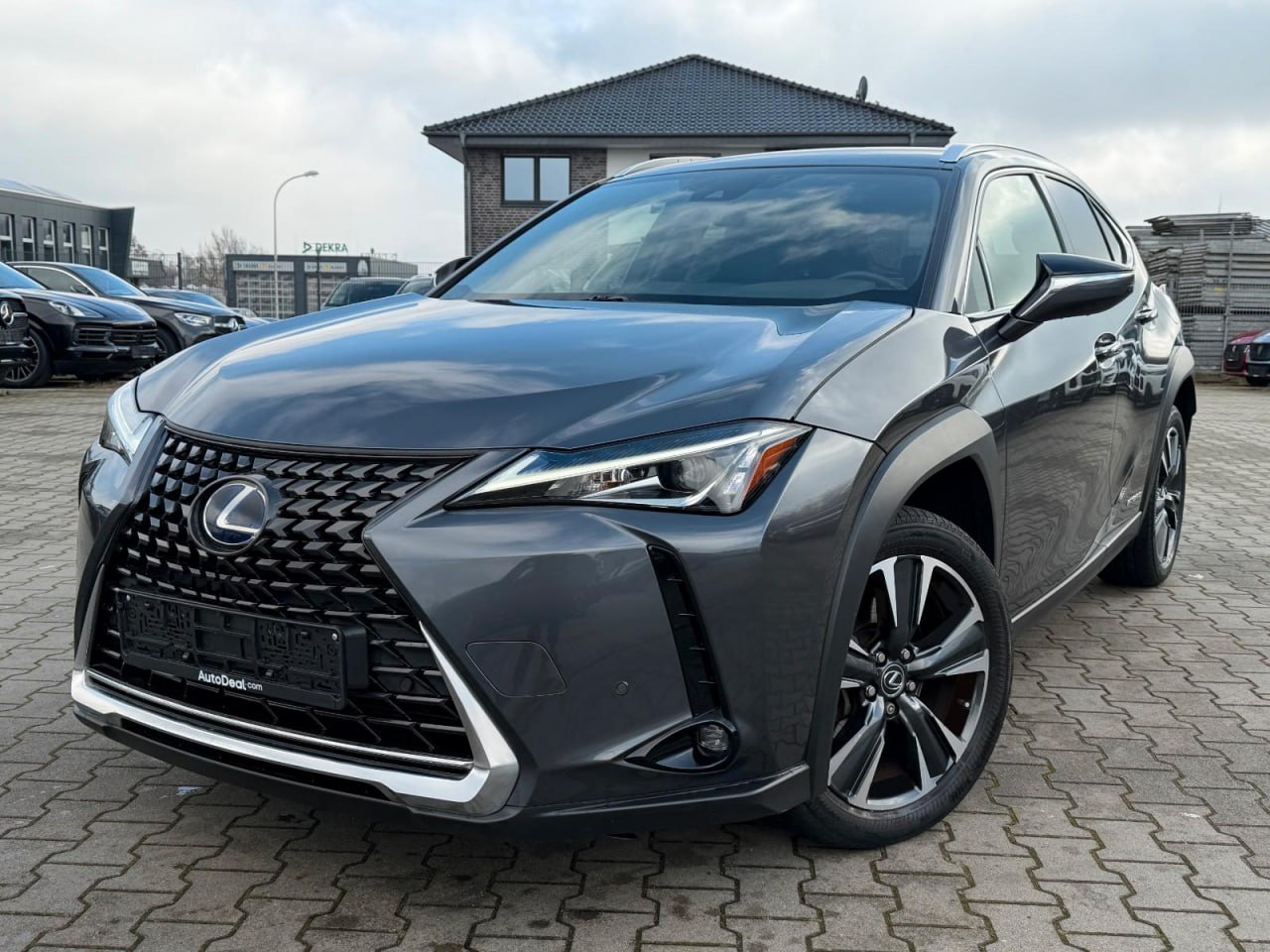 Lexus UX