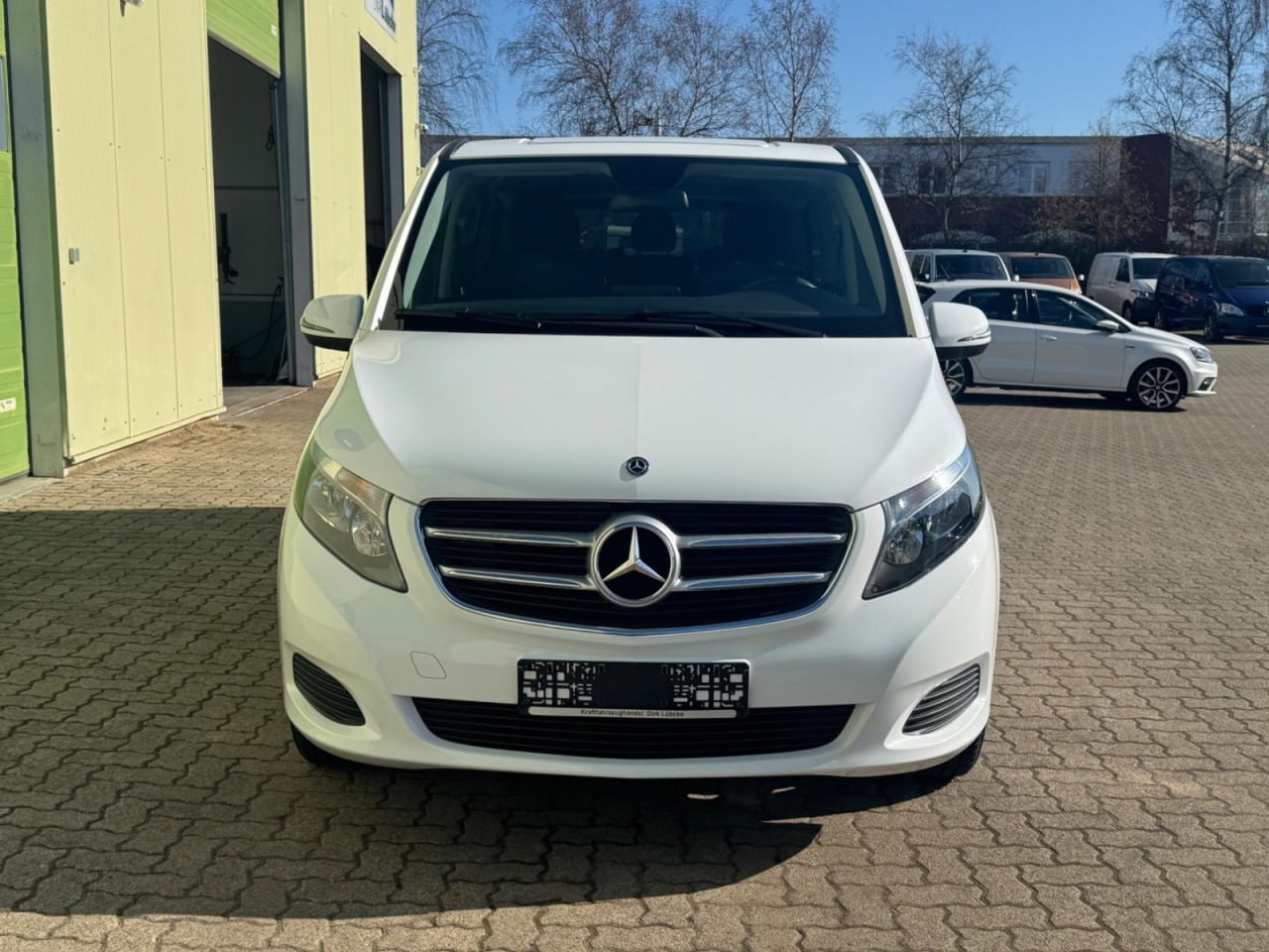 MERCEDES-BENZ V 200
