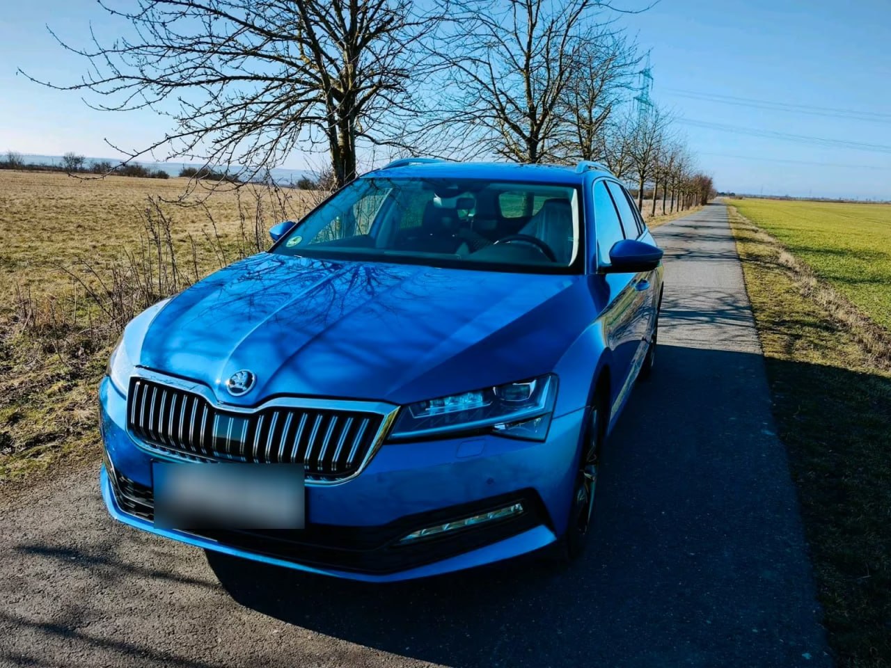 SKODA SUPERB