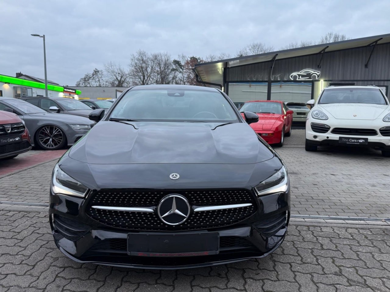 MERCEDES-BENZ CLA 250